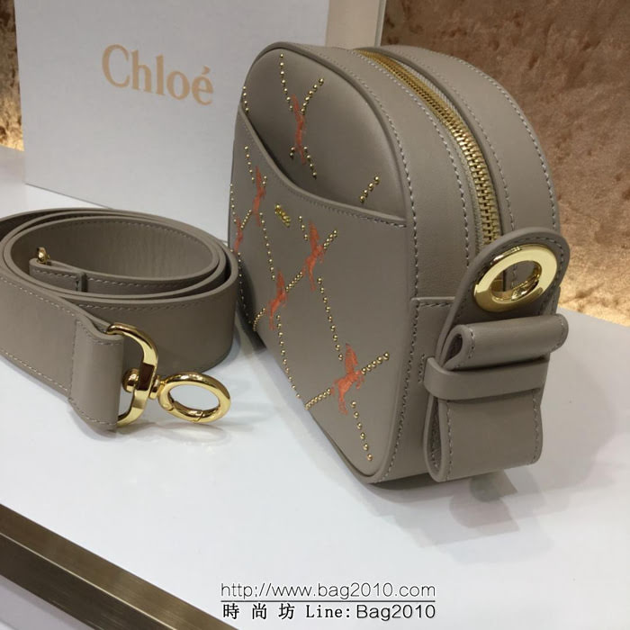 Chloe克洛伊 迷你Signature 駿馬刺繡圖案 鉚釘裝飾 小牛皮手袋 1805  ypk1047